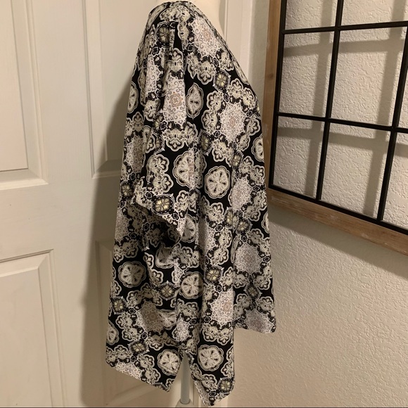 Croft & Barrow multi colored patterned Blouse size 2X - Picture 2 of 7